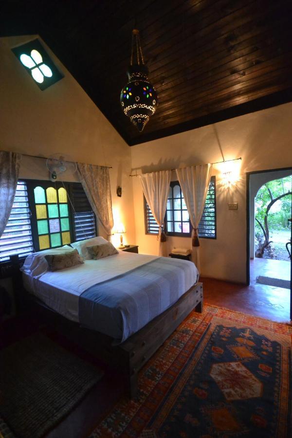 Katamah Beachfront Guesthouse 特雷热比奇 外观 照片