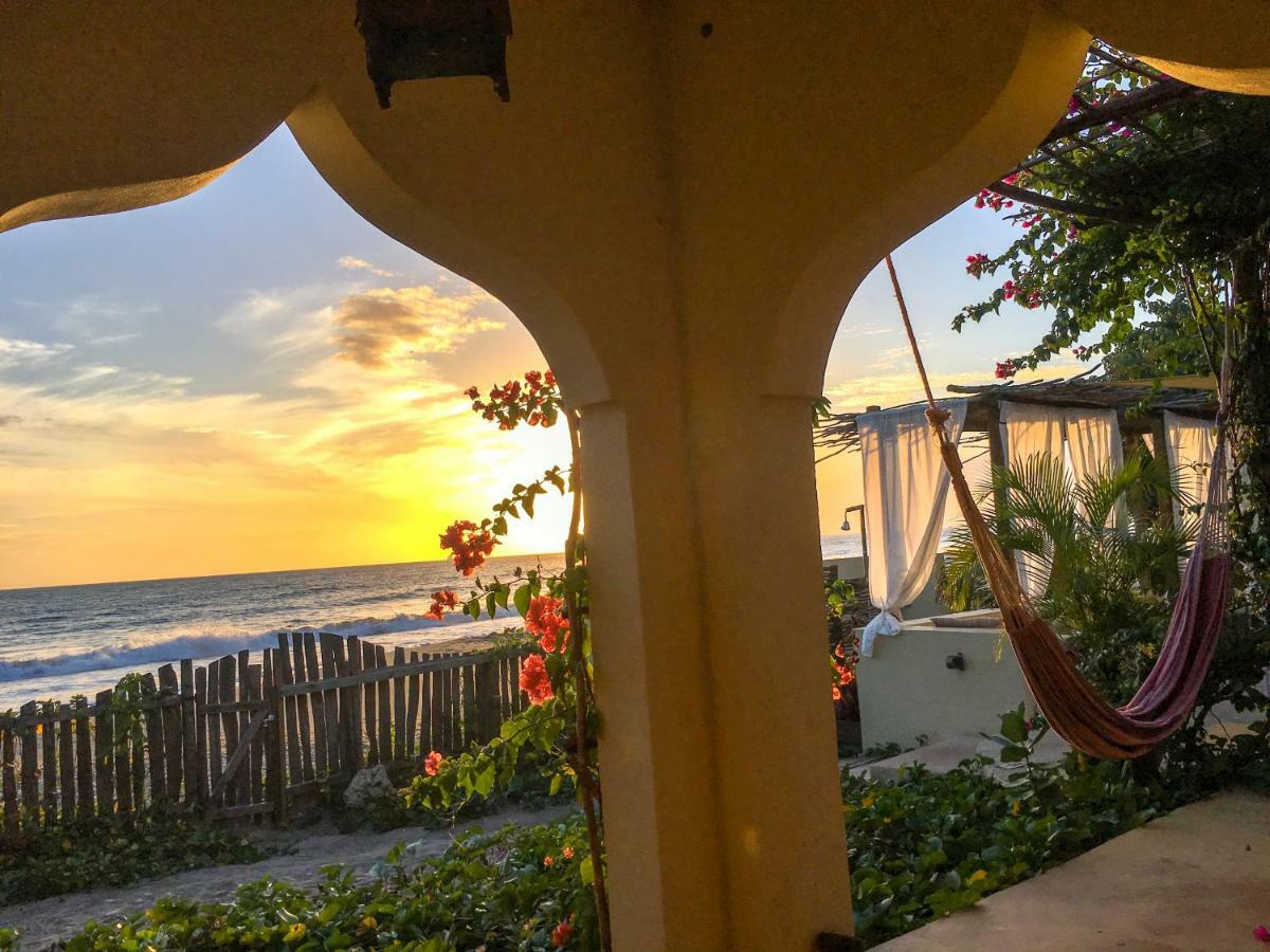 Katamah Beachfront Guesthouse 特雷热比奇 外观 照片