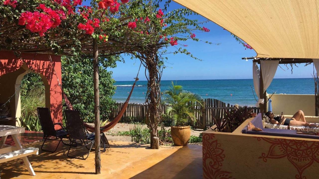 Katamah Beachfront Guesthouse 特雷热比奇 外观 照片