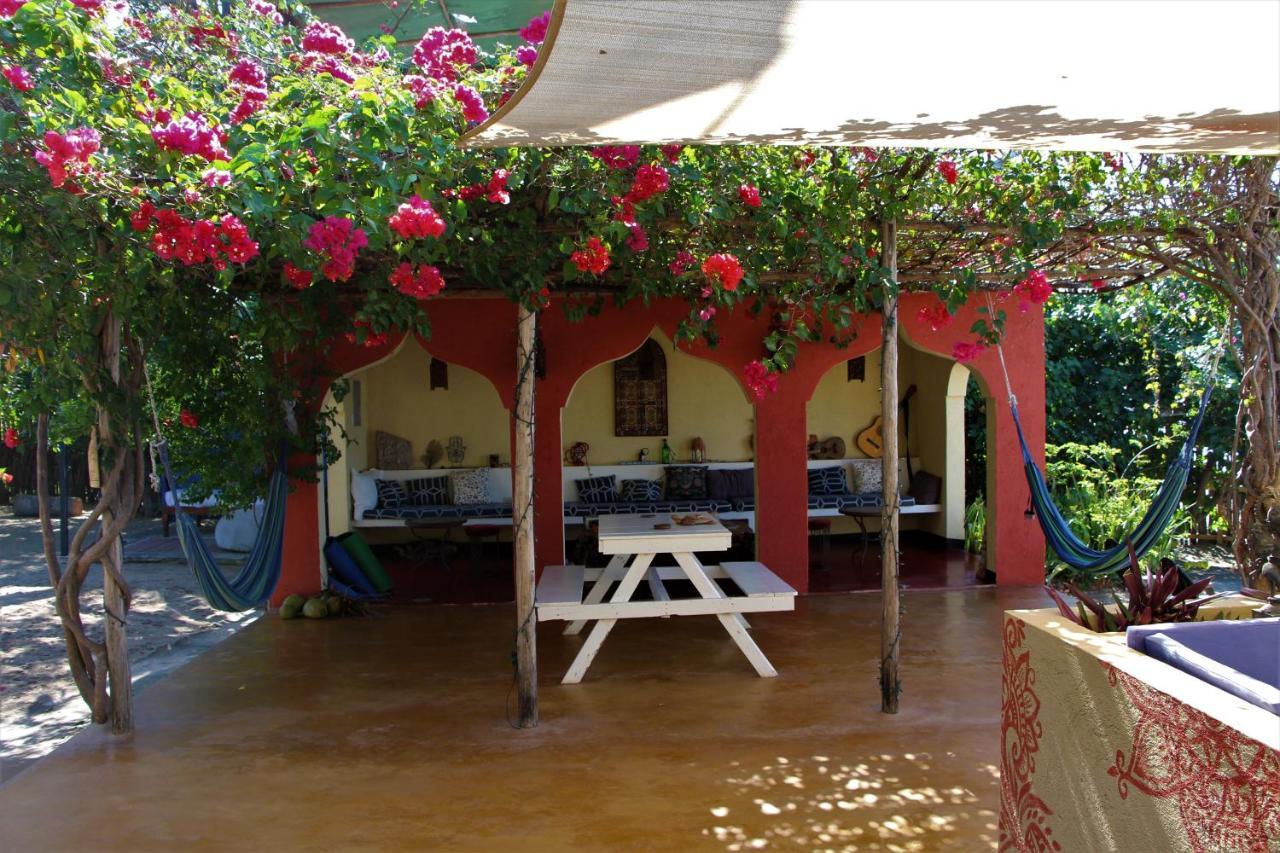 Katamah Beachfront Guesthouse 特雷热比奇 外观 照片